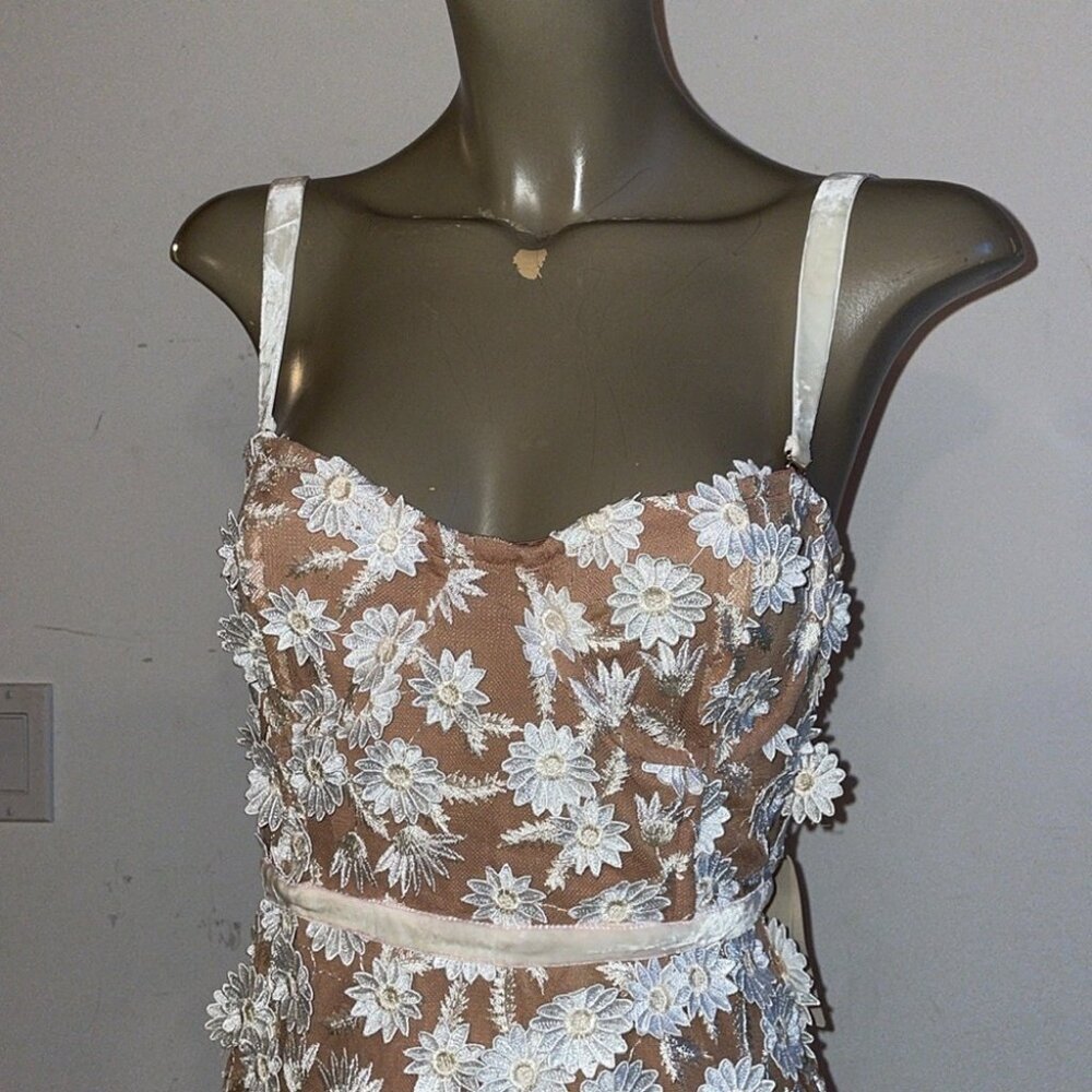 New For Love and Lemons daisey dress Sz XS - Picture 2 of 7